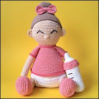 Product afbeelding baby meisje voorkant Baby amigurumi pattern