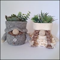 Gnomes bridal couple planter pattern