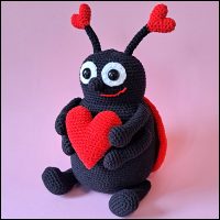 Product afbeelding lieveheersbeestje schuin Lovebug pattern
