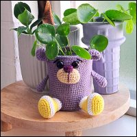 Product afbeelding berenpotje paars 2 Bear planter pattern