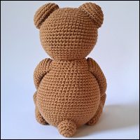 Product afbeelding Benny de beer achterkant Benny the (panda)bear pattern