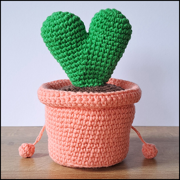 Product afbeelding Plantenpotje hart roze achterkant Heart planter pattern
