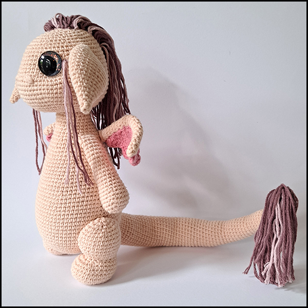 Product afbeelding draakje zijkant Dragon pattern